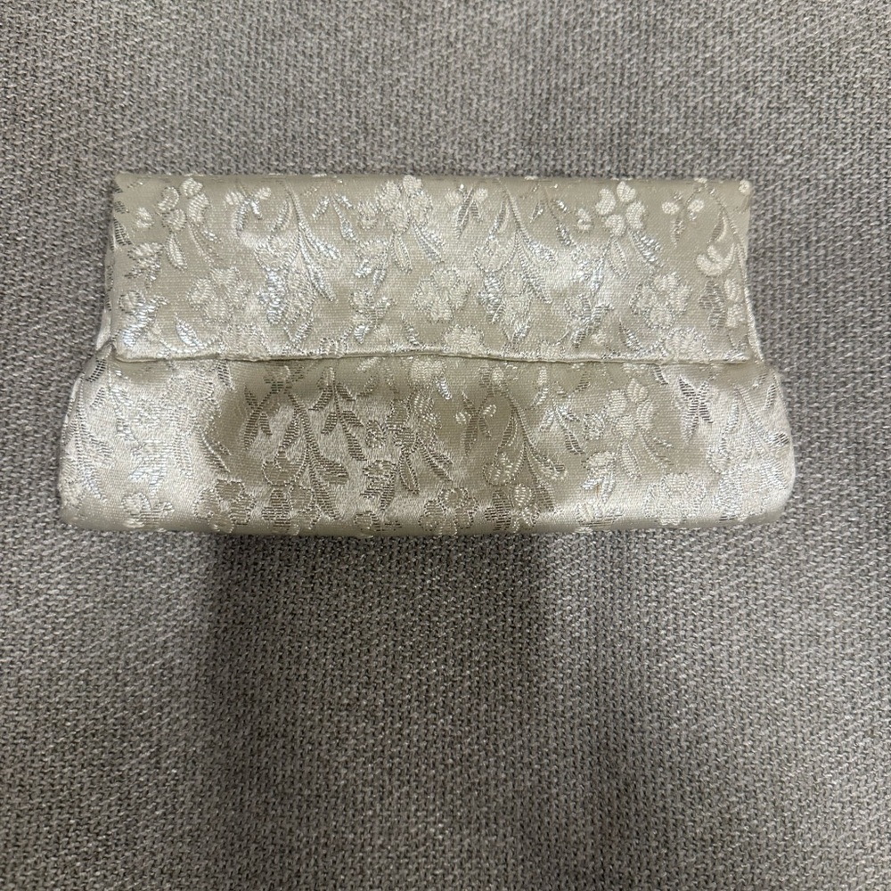 Floral Jacquard Evening Clutch in Champagne Gold